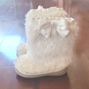 Baby Gap Faux Fur Boots